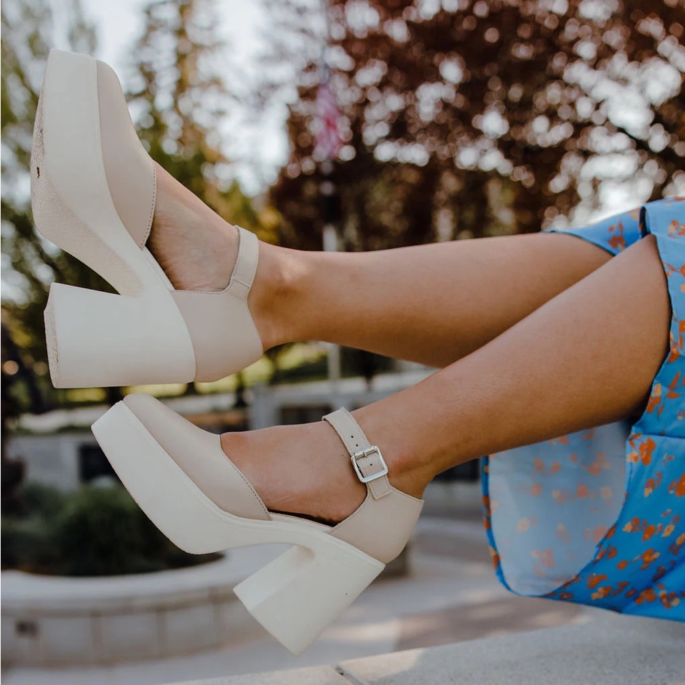 NEW Free People Gwen Platform Shoes Mary Janes Moonlight